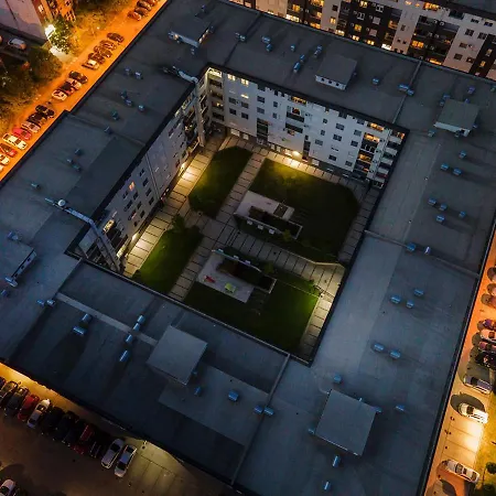 アパート Sajam 1